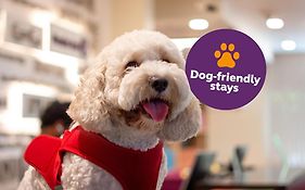 Premier Inn Dubai Al Jaddaf - An Emirates Group Company